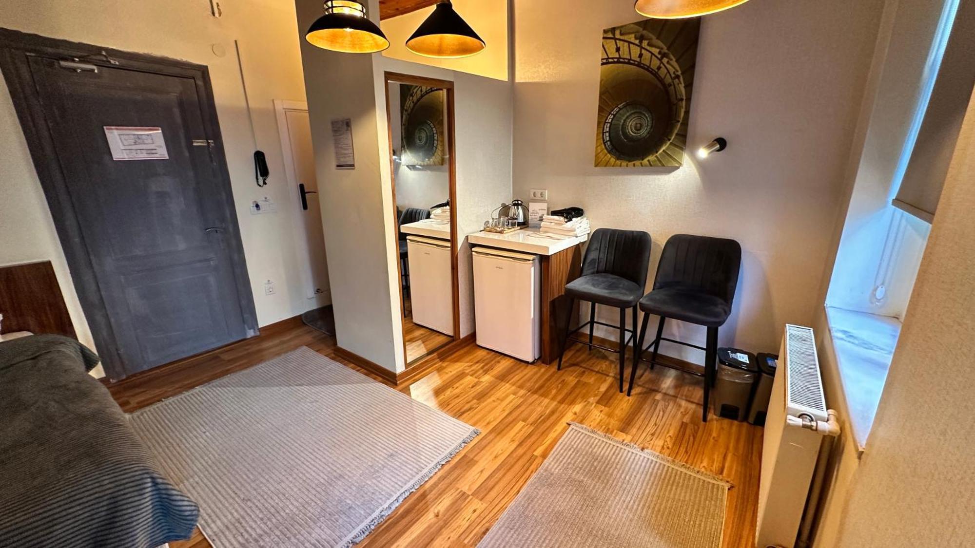 New Pera Hotel Istanboel Buitenkant foto
