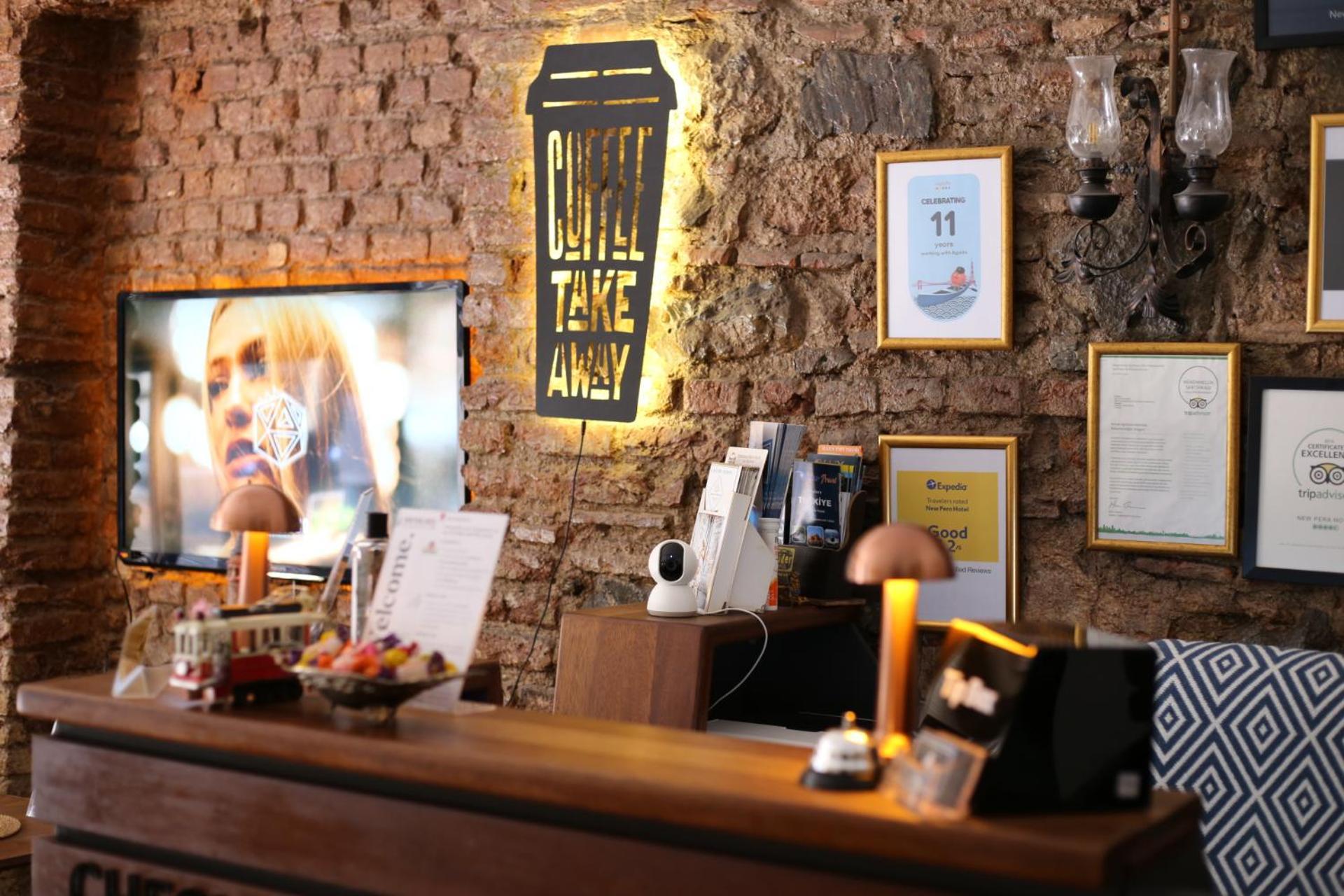 New Pera Hotel Istanboel Buitenkant foto