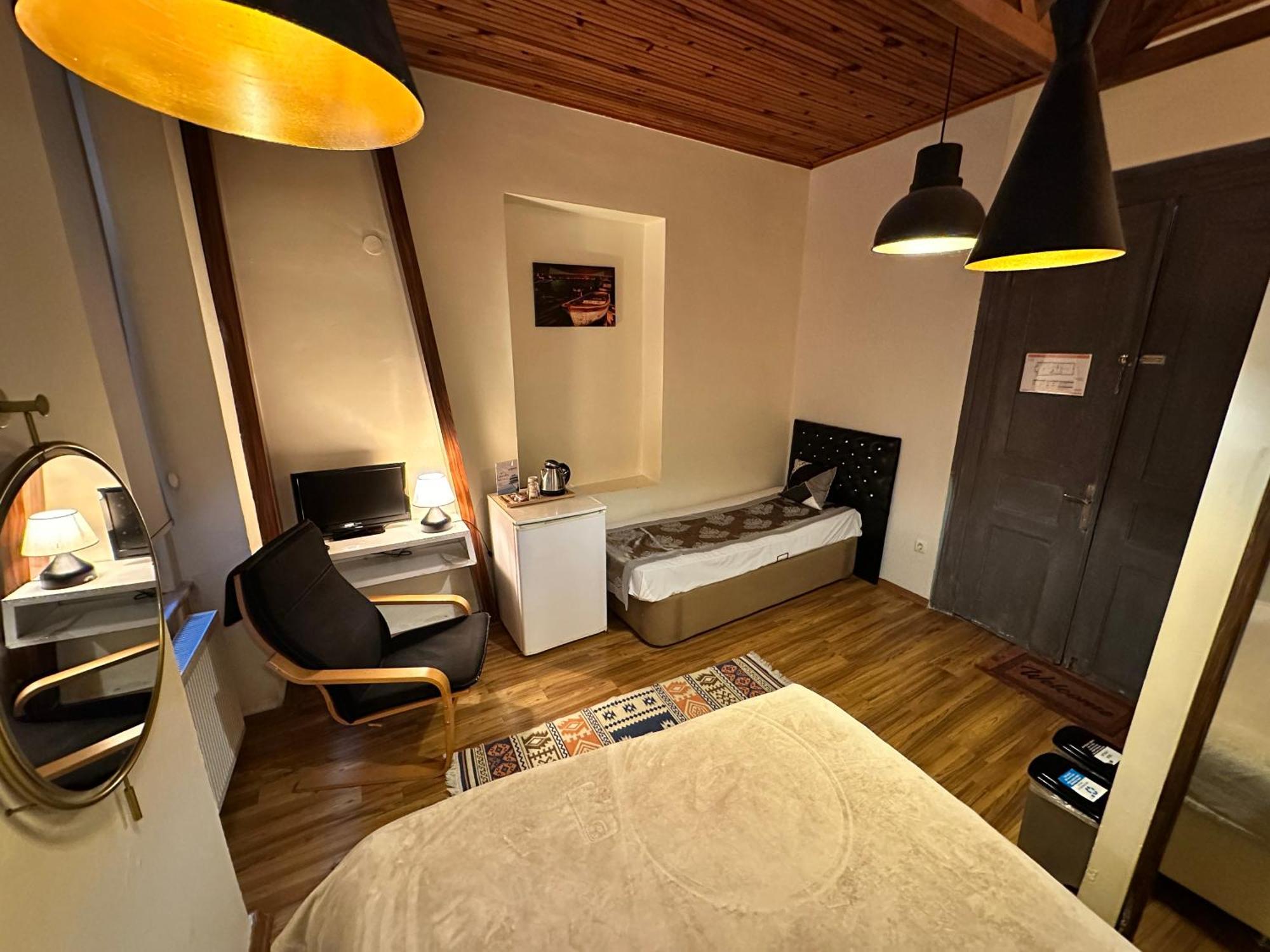 New Pera Hotel Istanboel Buitenkant foto