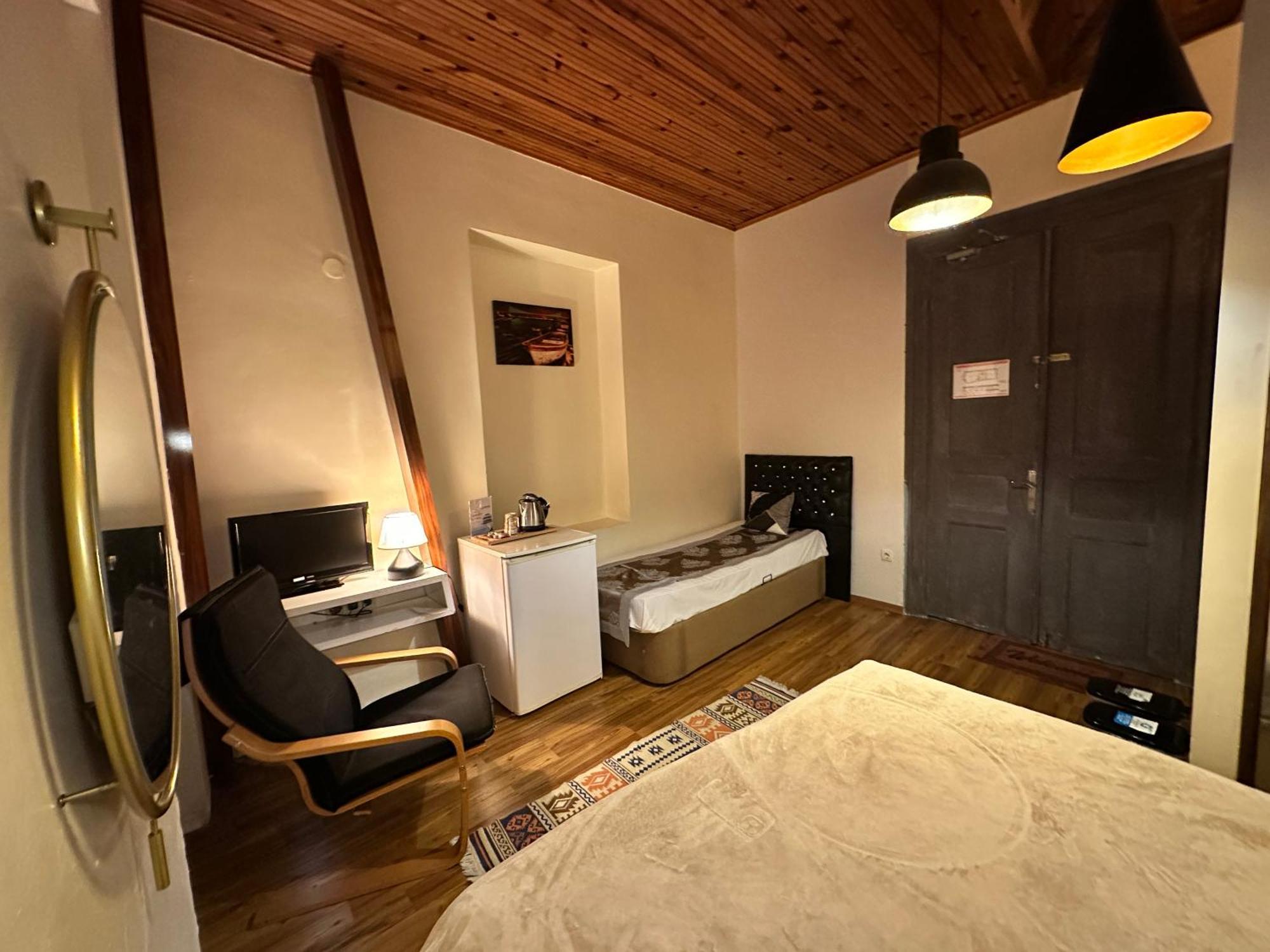 New Pera Hotel Istanboel Buitenkant foto