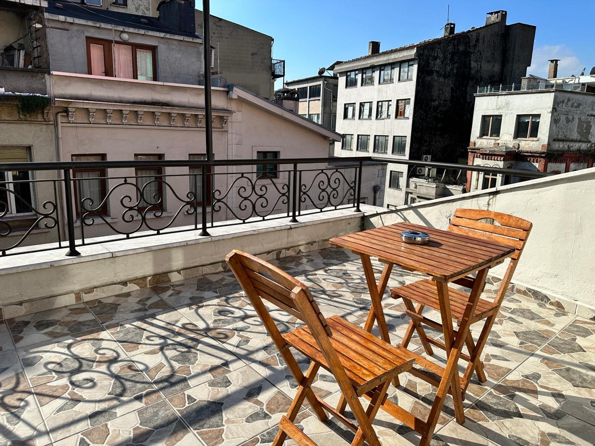 New Pera Hotel Istanboel Buitenkant foto